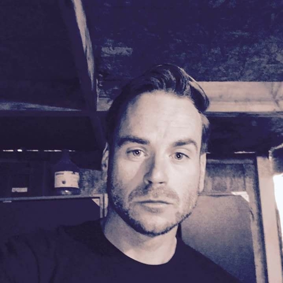 Meet your Posher, Joshua - Picture 1 of 1